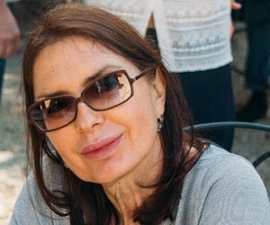 Evelyne HUET
